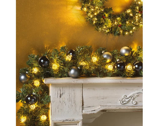 Christmas Garlands, Wreaths & Trees