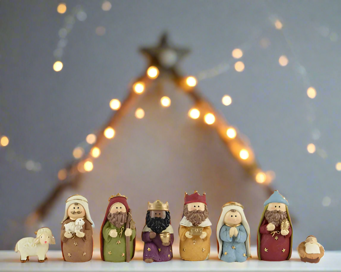 Christmas Nativity Set - Colourful Minatures