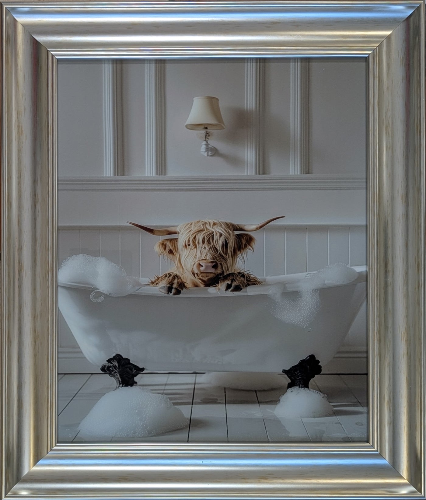 Framed Art on Glass - Bathroom Animals Collection - Champagne Scoup Frame ** CLICK & COLLECT ONLY**