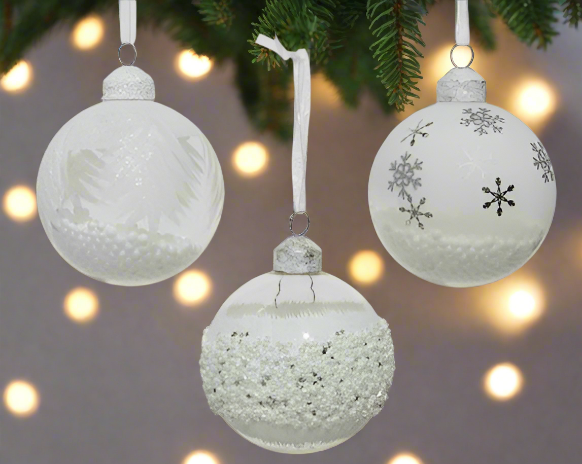 Glass Christmas Tree Hanging Decoration - White Snow Bauble **CLICK & COLLECT ONLY**