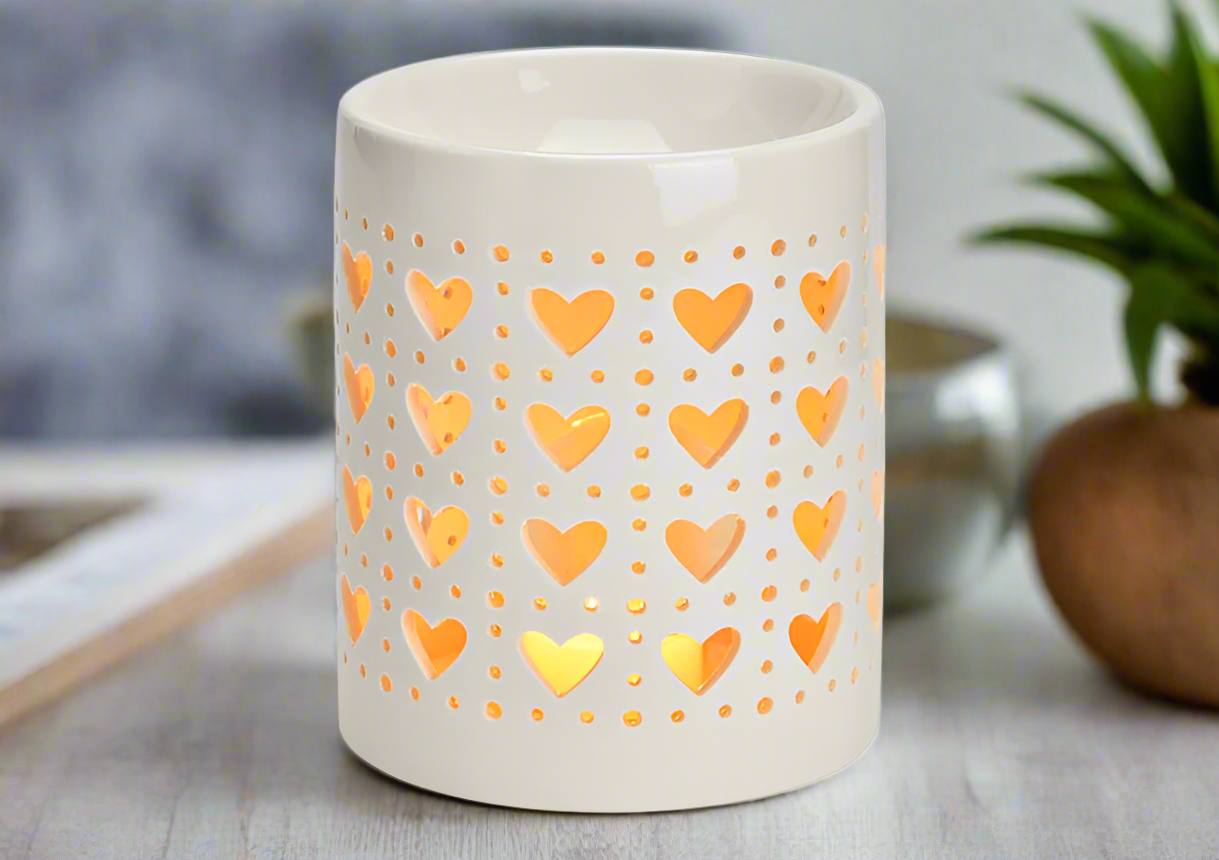 Ceramic Oil Burner - Cream Cut out Hearts