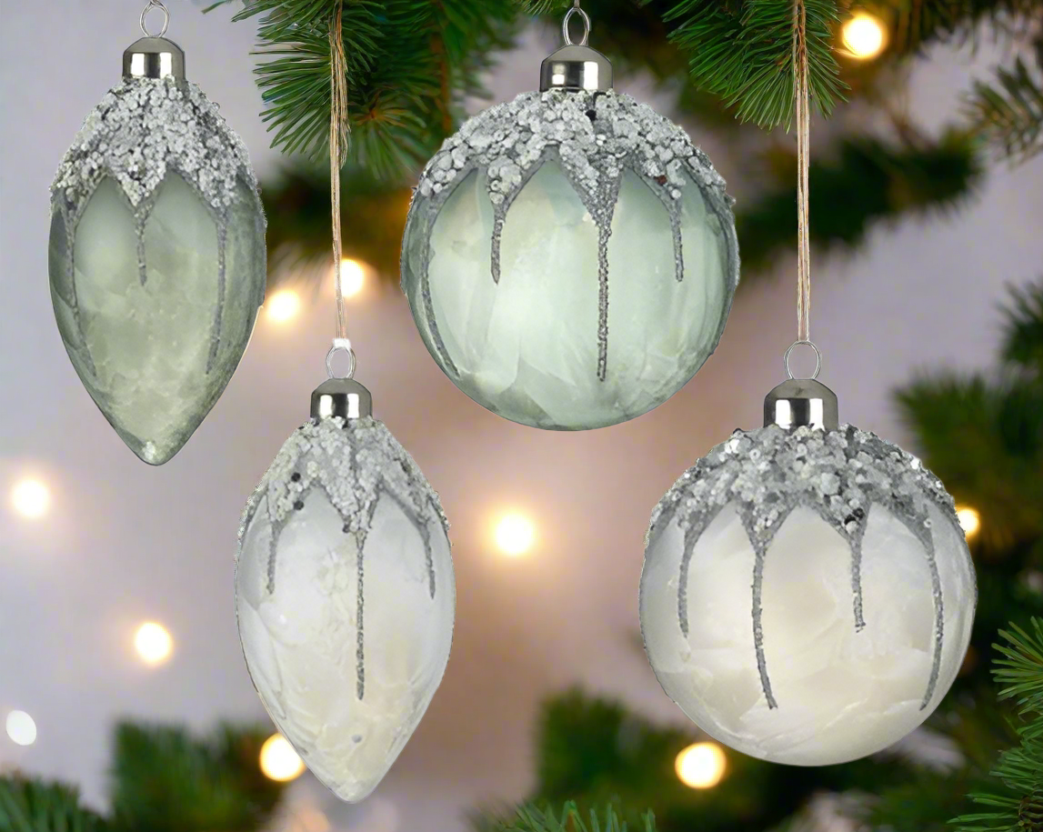 Winter White/ Rosemary Green Glass Decoration **CLICK & COLLECT ONLY**