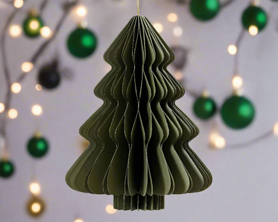 Paper Tree with Magnet Closure