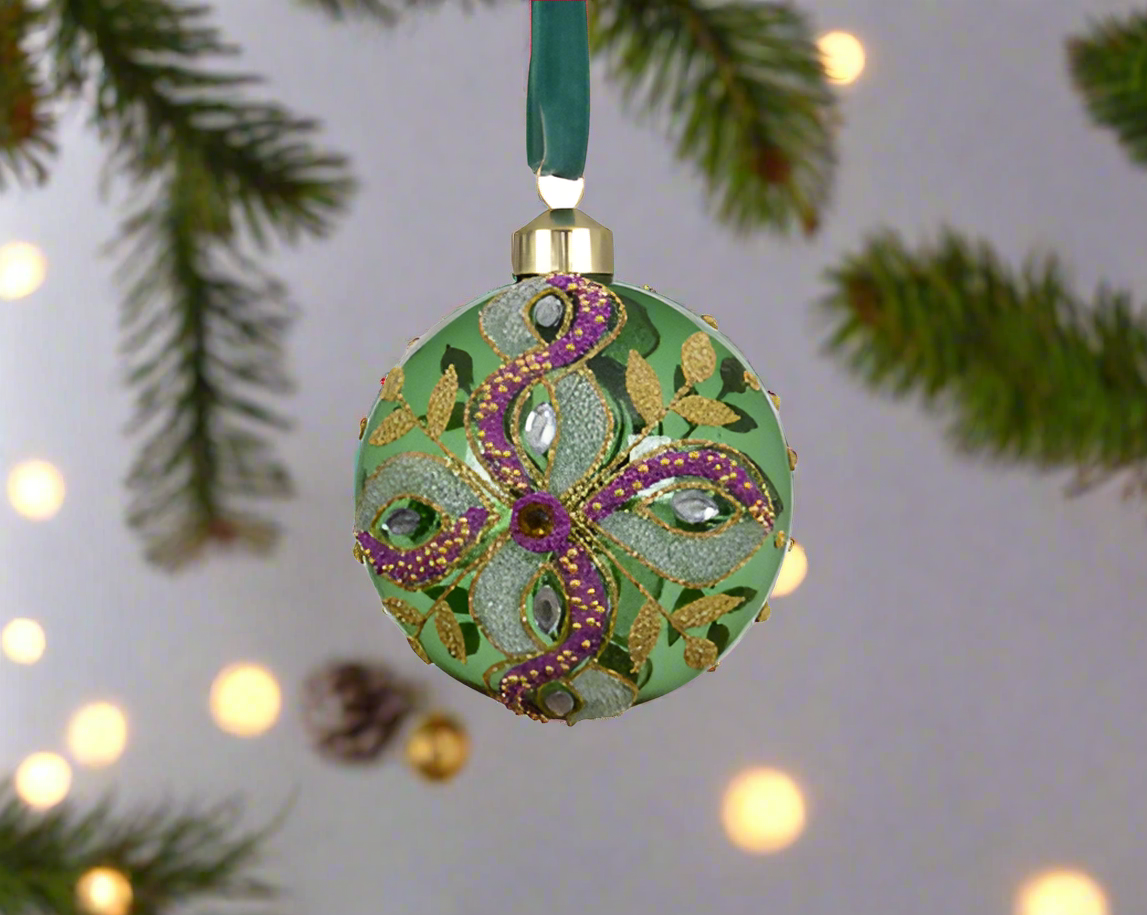 Glass Christmas Tree Hanging Decoration - Green Leaf Bauble **CLICK & COLLECT ONLY**