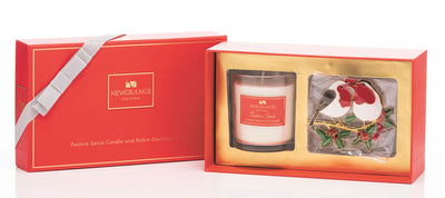 Newgrange Living Christmas 2025 Candle & Robin Hanging Decoration Gift Set