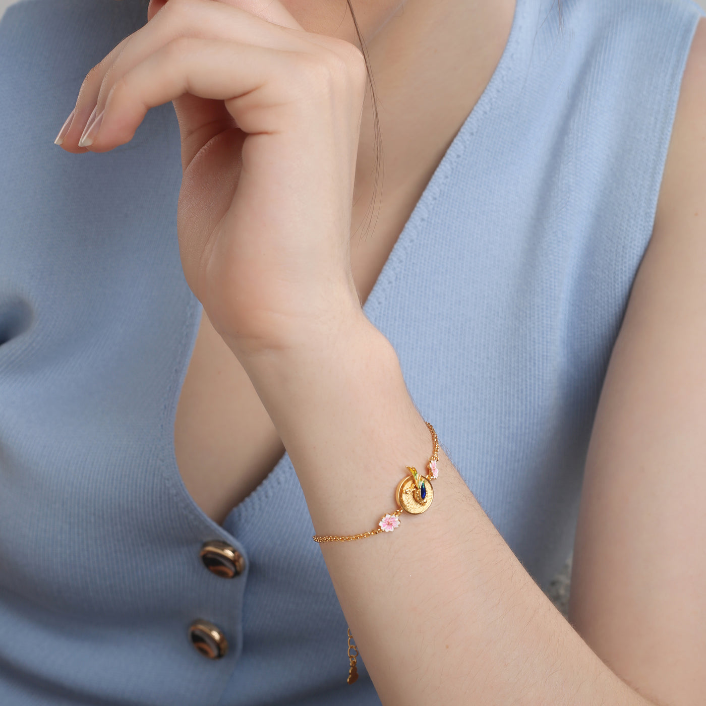 Newbridge Silverware Bracelet - Gold Plated Bird with Pink Flower