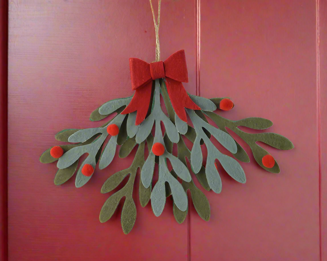 Christmas Tree Hanging Decoration - Green Felt Mistletoe
