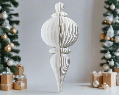 Paper Ornament with Painted Edge and Magnet Closure