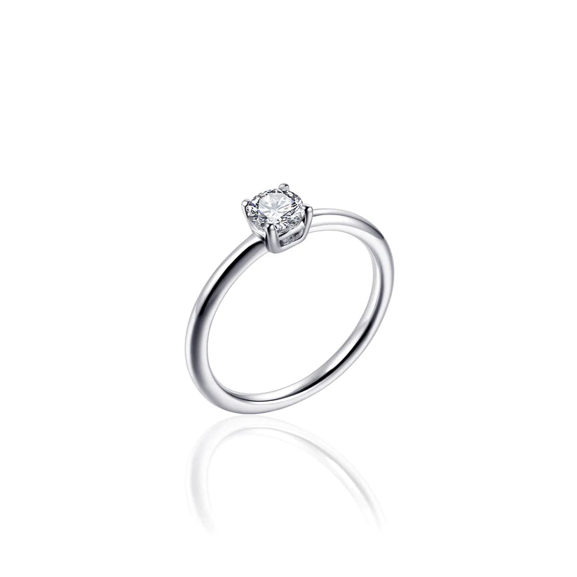 Gisser Sterling Silver Ring - 5mm Zirconia Stone Solitare